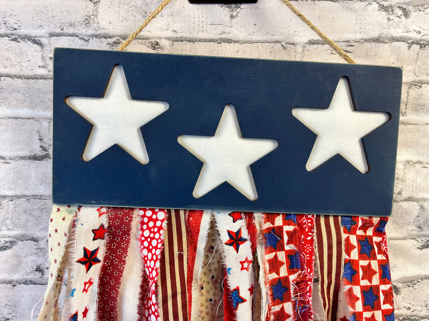 Patriotic Fabric Star Wall Hanging – DIY Kit