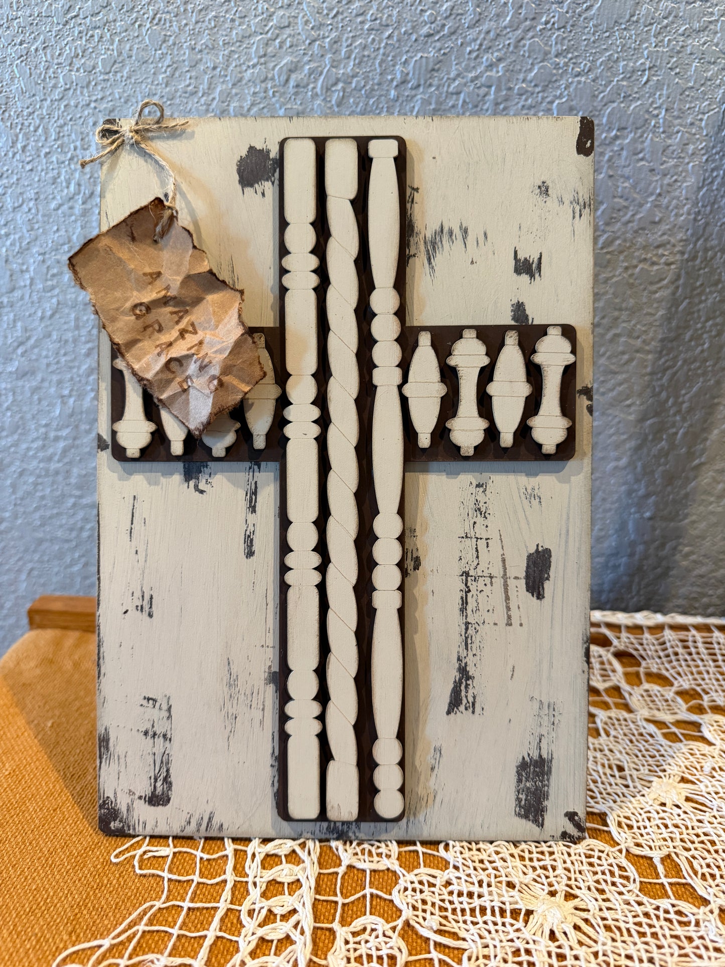 Layered Spindle Cross