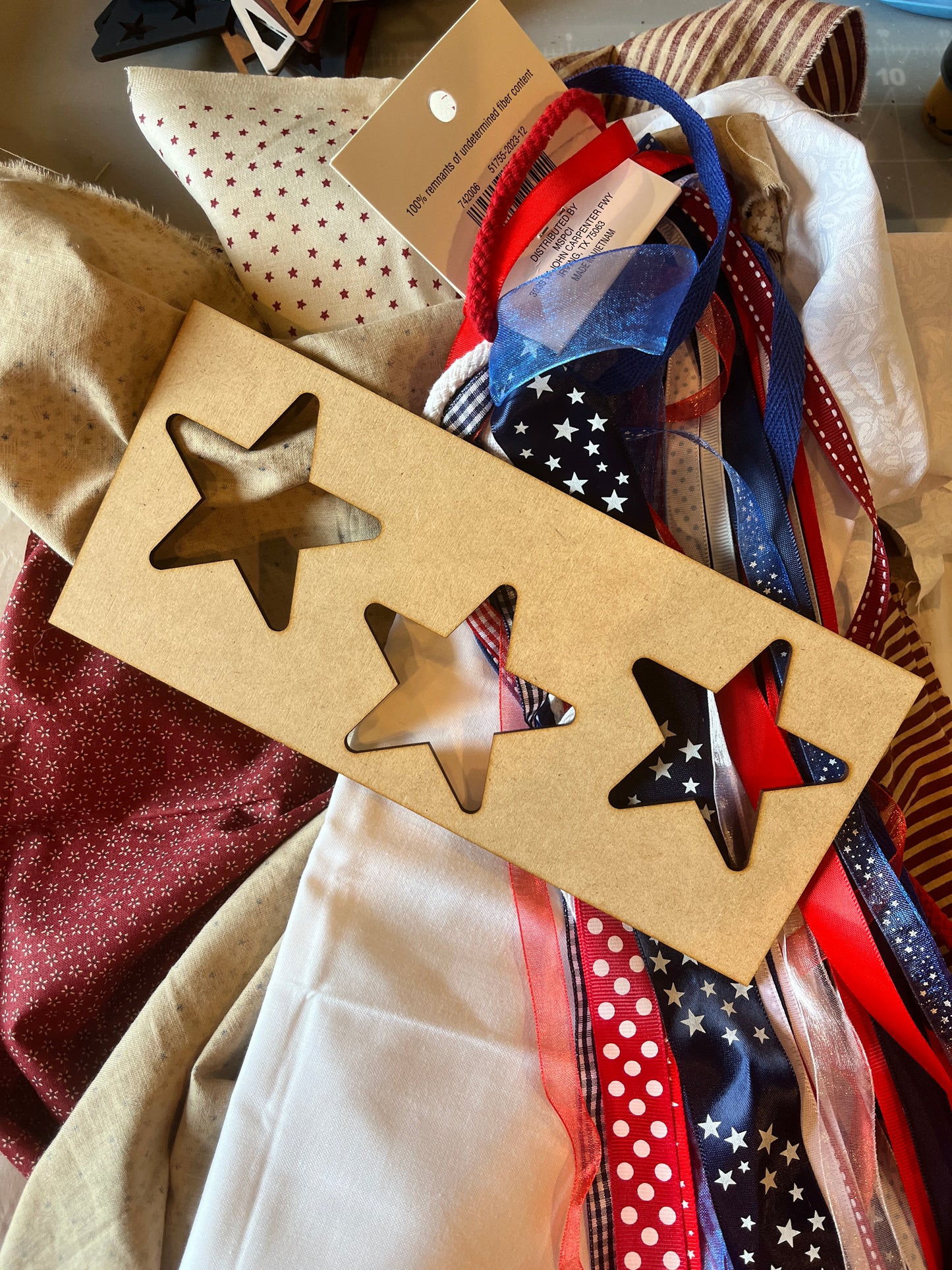 Patriotic Fabric Star Wall Hanging – DIY Kit